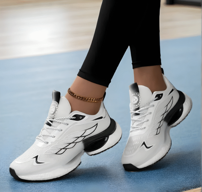 Damen Sneaker in Weiß – Atmungsaktive Mesh-Laufschuhe mit Stoßdämpfung & MD-Sohle | Leichtgewicht & Bequeme Wanderschuhe – Bild 3