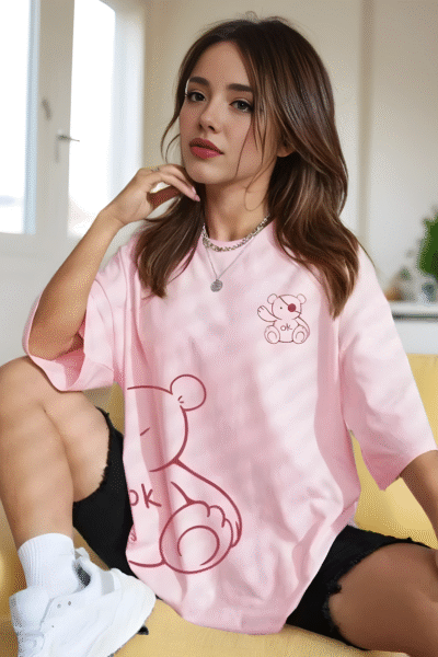 Oversize Damen T-Shirt mit Cartoon Grafik – Lockerer Schnitt, Trendiges Statement-Shirt