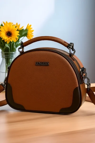 Damen Mini-Umhängetasche mit Doppelreißverschluss & Charm-Design